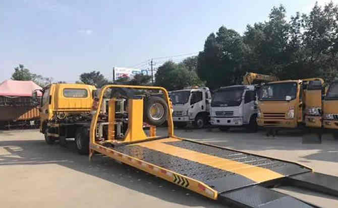 石楼汽车中途维修案例